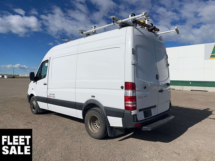 2017-mercedes-benz-sprinter-3500-xd-image-3