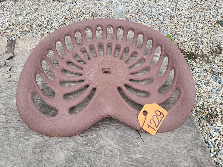 champion-antique-seat---tag-#1229-image-4
