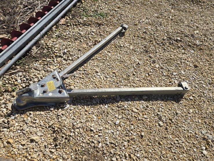 #502-•-car-tow-bars-image-1