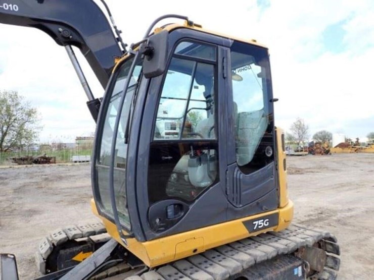 2022-deere-75g-image-18