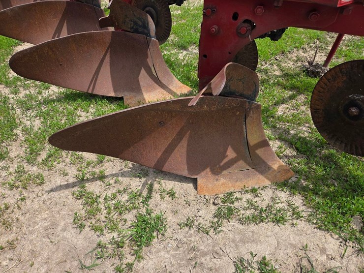 case-ih-540-image-3