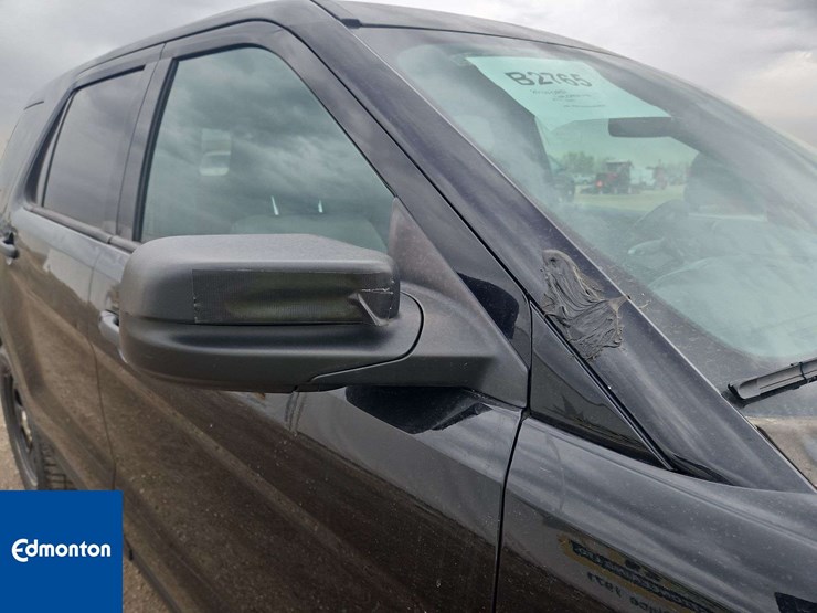2019-ford-explorer-image-10