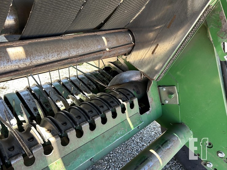 2012-john-deere-569-premium-image-13