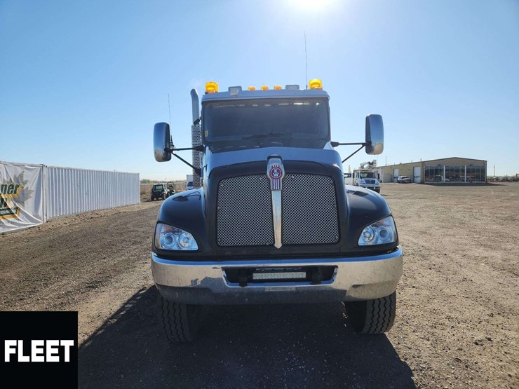 2012-kenworth-t370-image-26