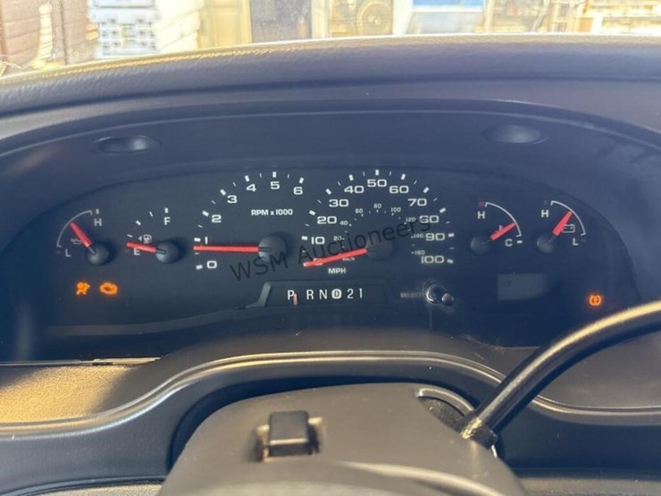 2008-ford-cargo-image-20