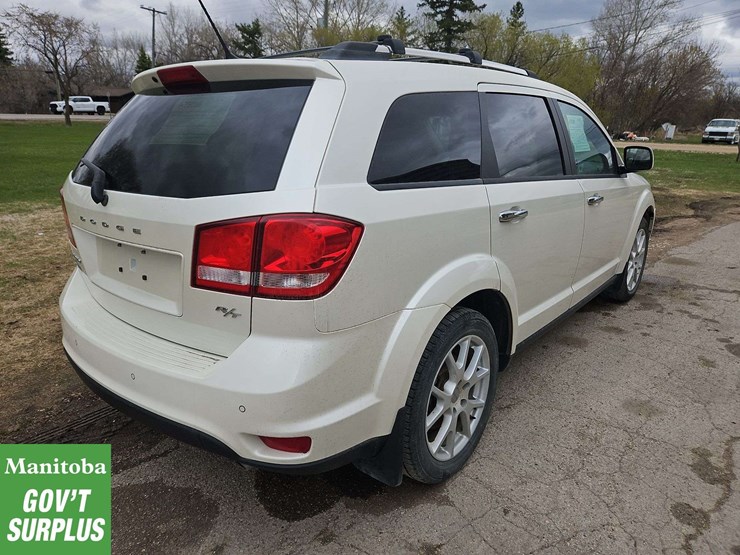 2012-dodge-journey-image-3