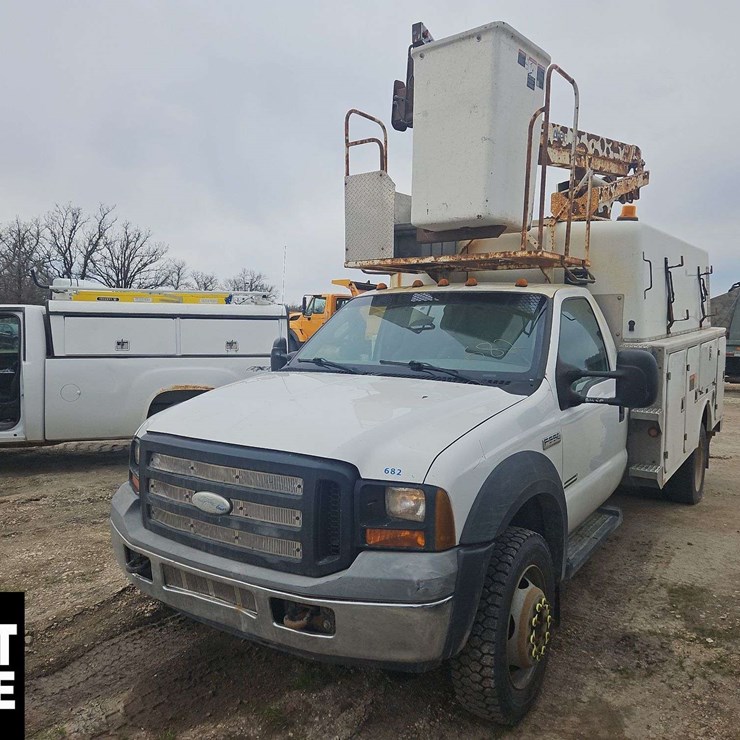 2006 FORD F550