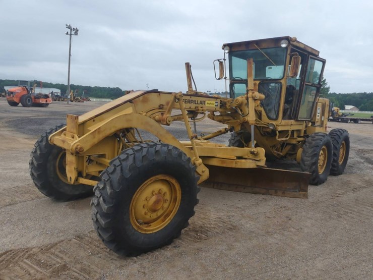 1985-caterpillar-120g-image-1