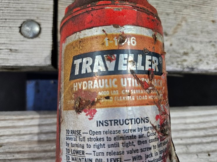 #6213-•-traveller-6000lb-hydraulic-utility-jack-image-5