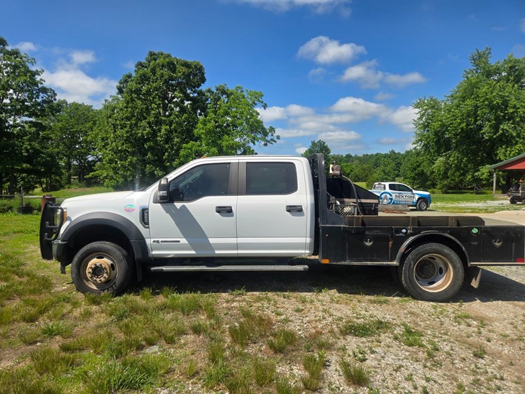 2017-ford-f550-image-7