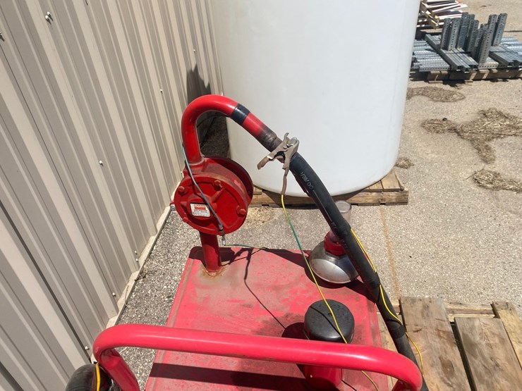 #8780-•-20-gallon-gas-caddy-image-5