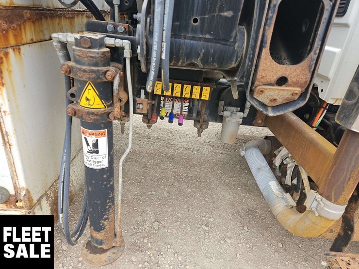 international-workstar-7400-image-52