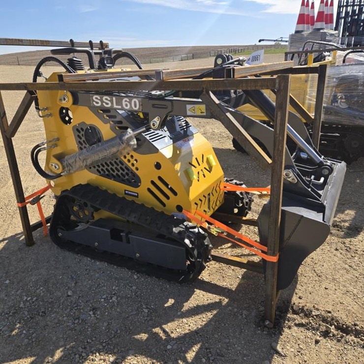 #661 • NEW SDLANCH SSL60 MINI TRACK SKID STEER