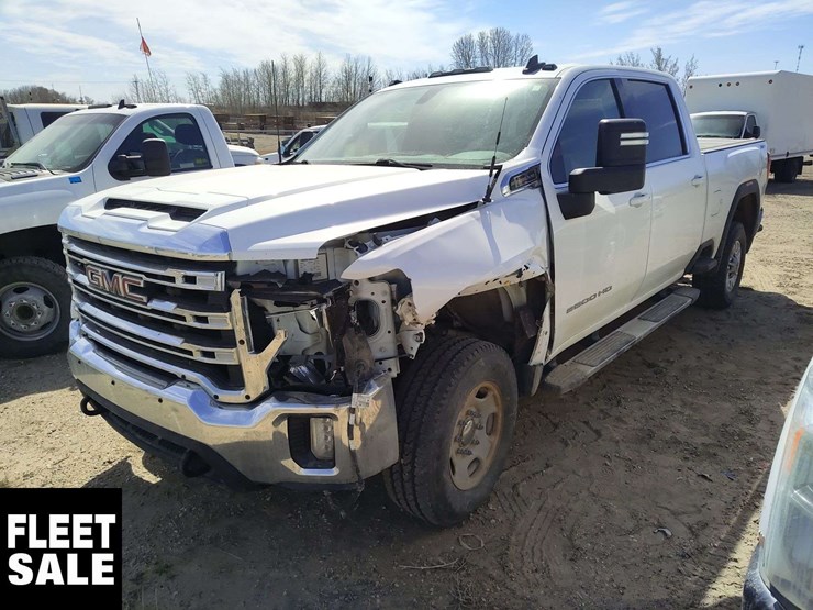2023-gmc-sierra-2500hd-image-1