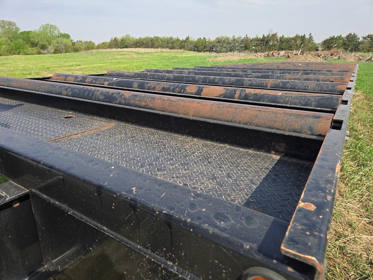 2015-precision-equipment-truss-gooseneck-trailer-image-33