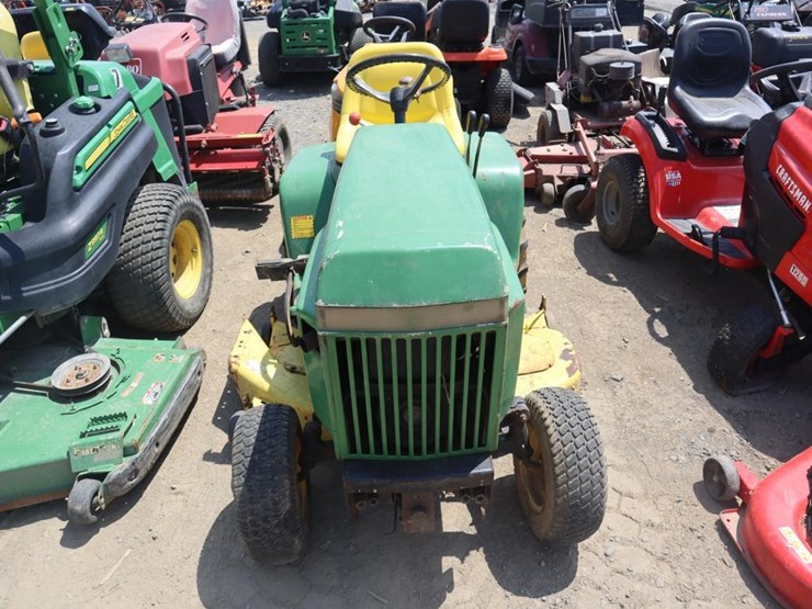 john-deere-332-image-3