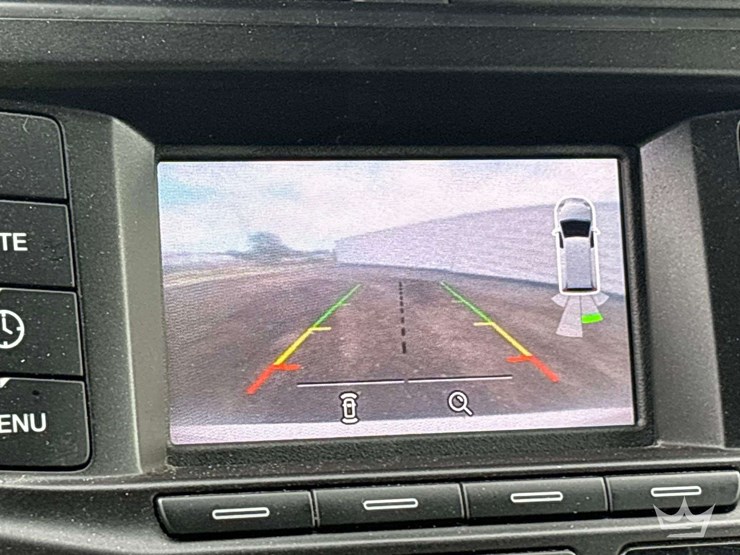 2017-ford-explorer-image-15