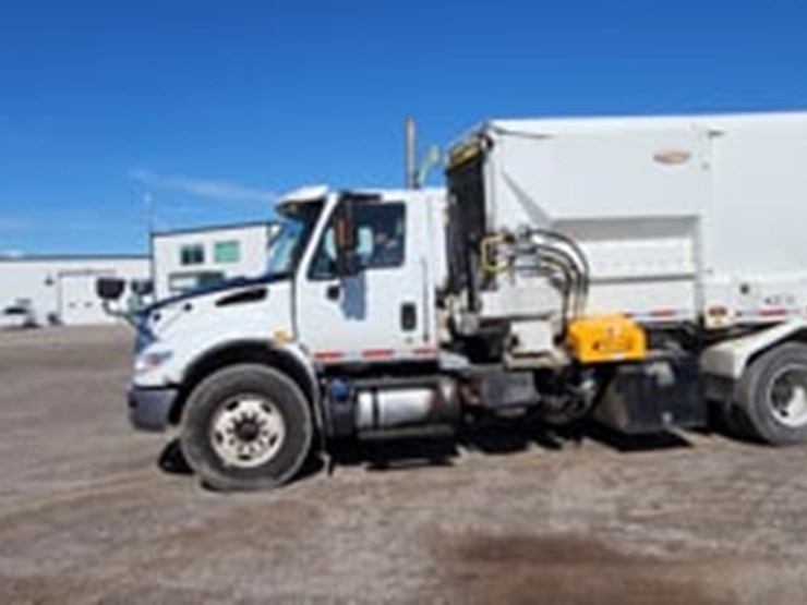 2018-international-workstar-7400-image-5