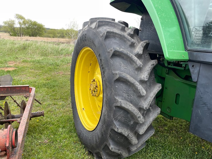 john-deere-7600-image-26