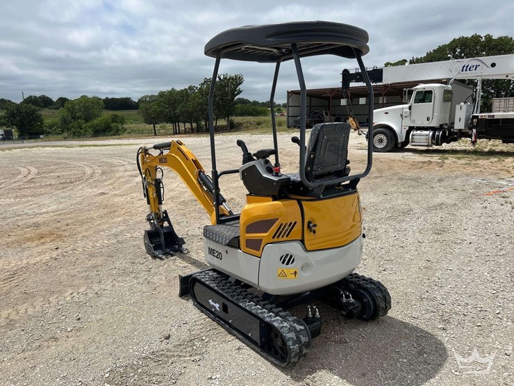 yanmar-excavator-image-2