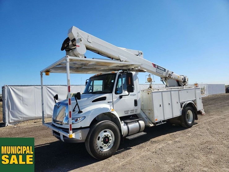 international-durastar-4300-image-1