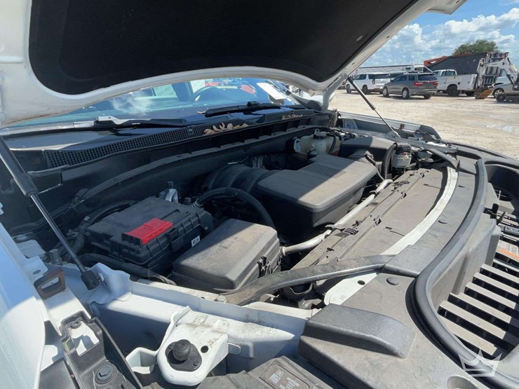 2021-chevrolet-tahoe-image-9