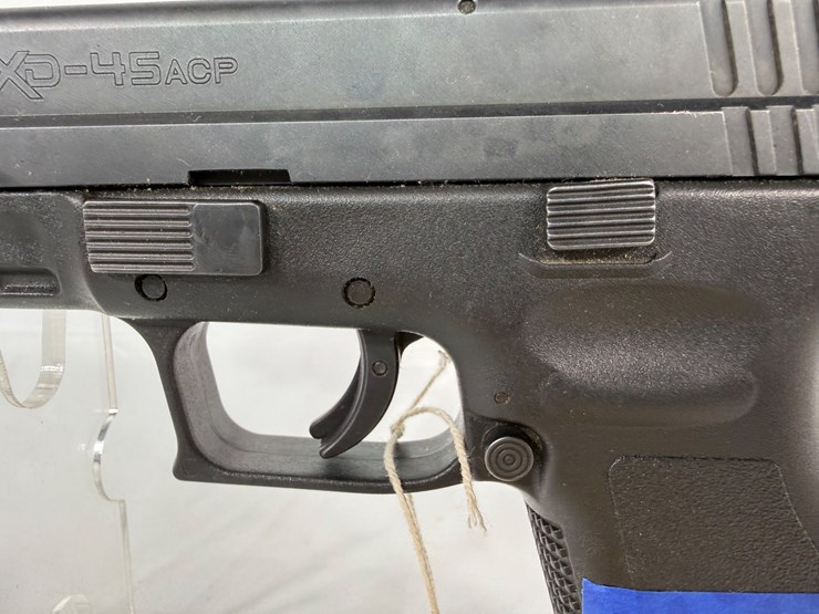 #40-•-springfield-xd-45acp-pistol-us766620-image-8