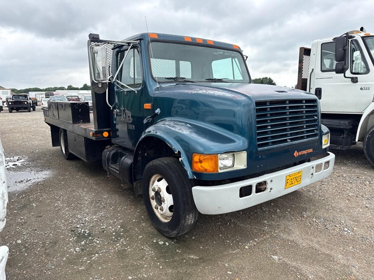 1990-international-4600-image-3
