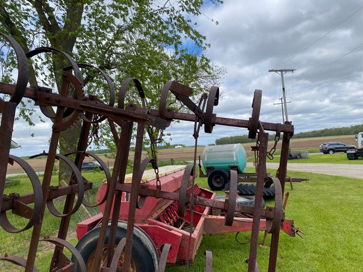 ih-16'-spring-tooth-drag-image-11