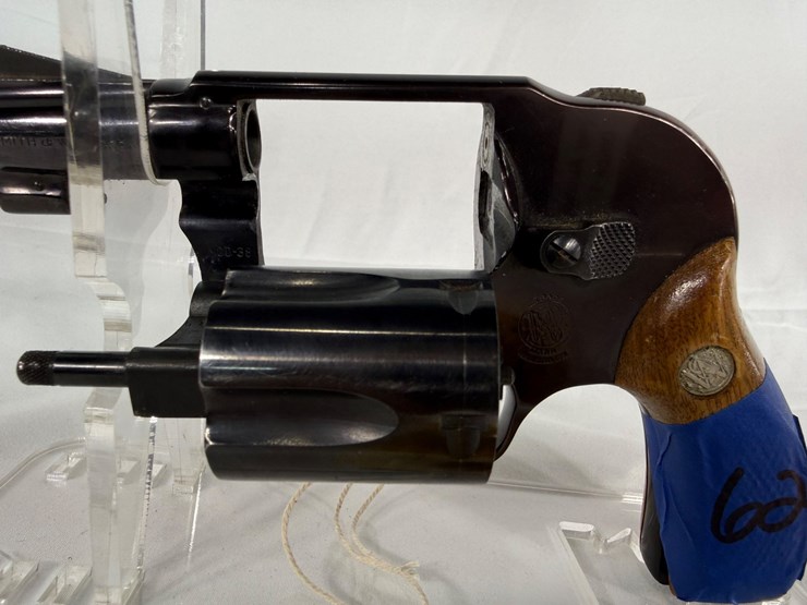 #62-•-smith-&-wesson-air-weight-38-38-special-revolver-j9627-image-13