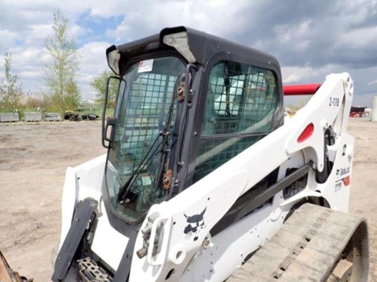 2021-bobcat-t770-image-19