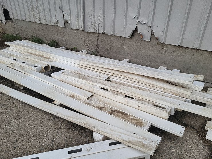 pvc-white-fence-w/post-image-12