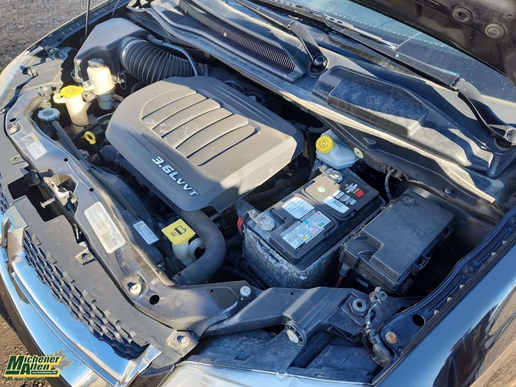 2014-dodge-grand-caravan-image-27