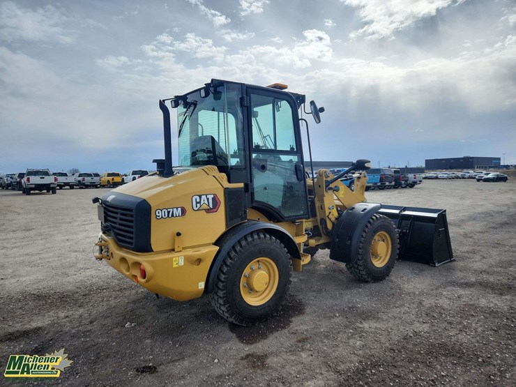 2021-caterpillar-907m-image-4