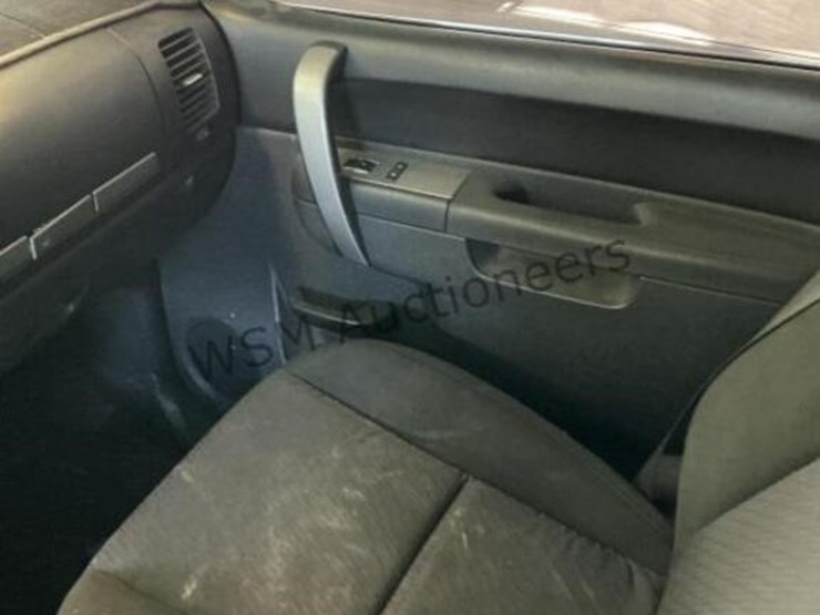 2011-chevrolet-silverado-1500-image-20