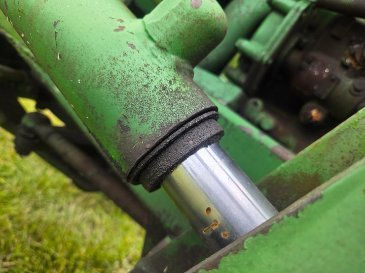 john-deere-2840-image-47