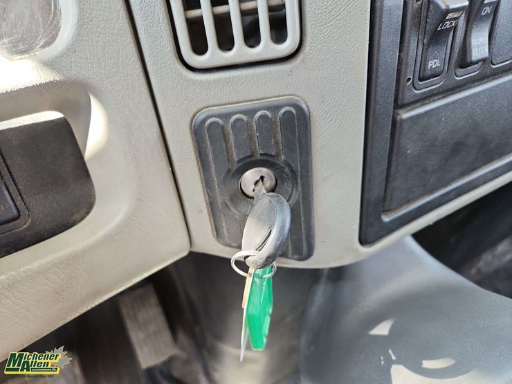 international-durastar-4400-image-24
