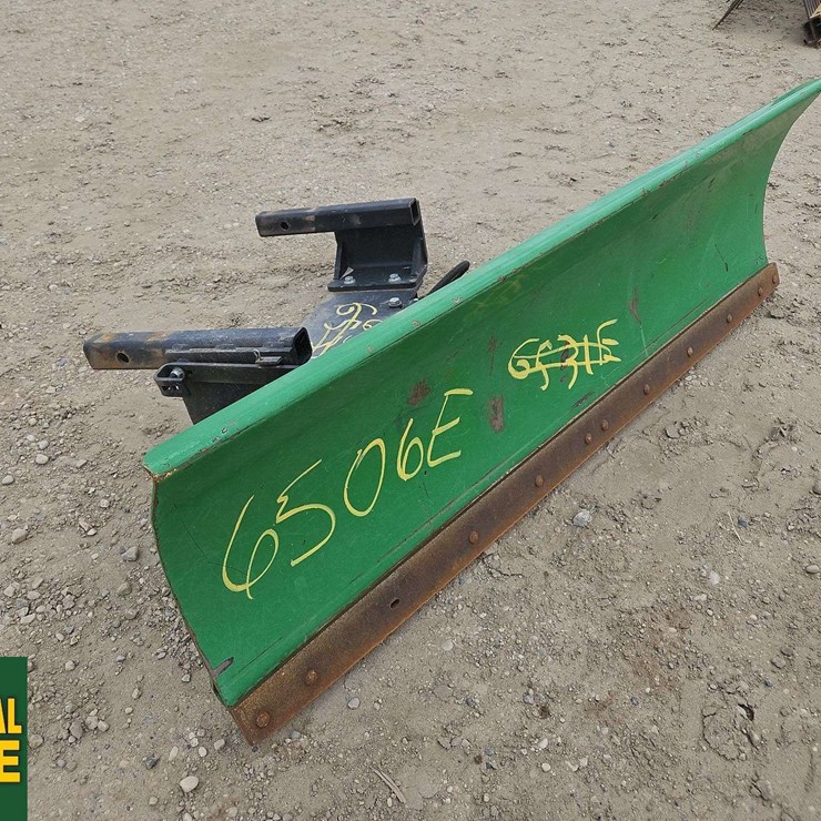 John Deere 60in Front Blade