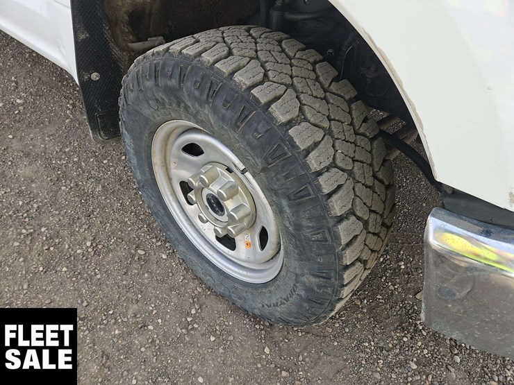 2020-ford-f250-image-10