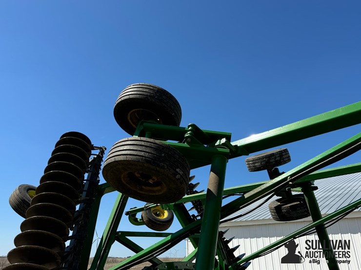 2019-john-deere-2623vt-image-18