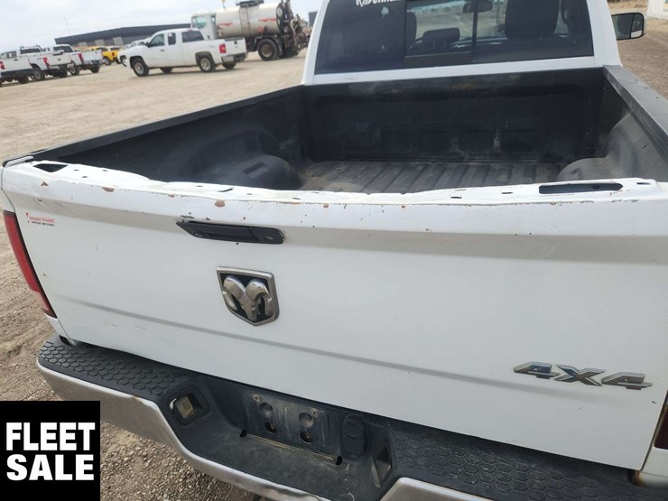 2013-dodge-2500-image-46