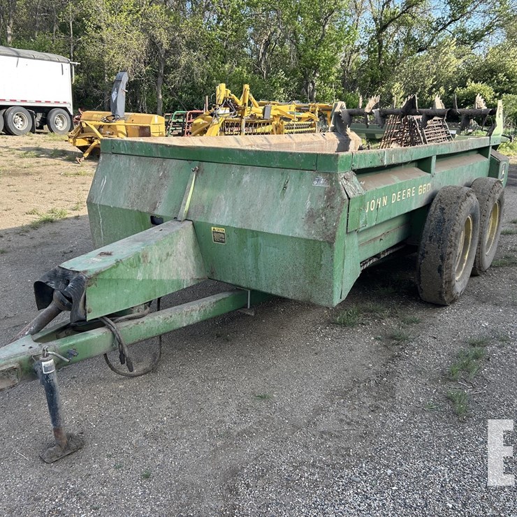 JOHN DEERE 660