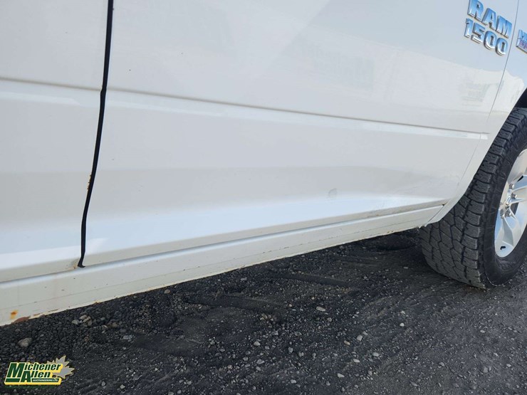 2014-dodge-1500-image-33