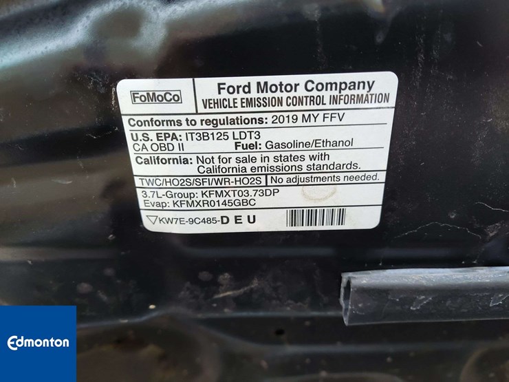 2019-ford-explorer-image-28
