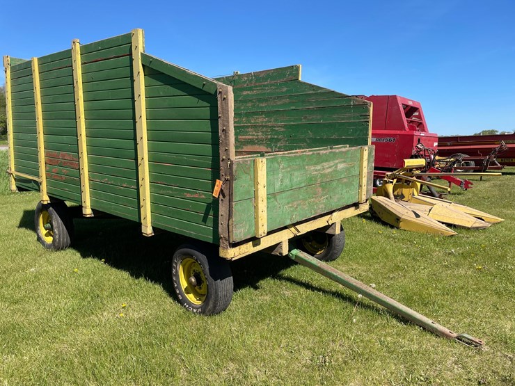 deere-tires-image-3