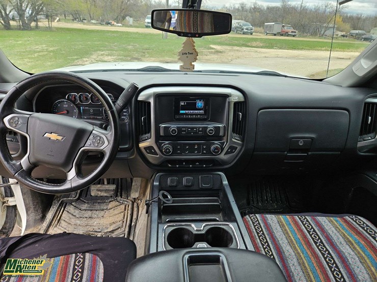 2015-chevrolet-silverado-1500-image-23