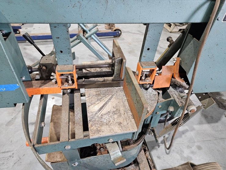 #6189-•-ellis-1600-metal-band-saw-image-13
