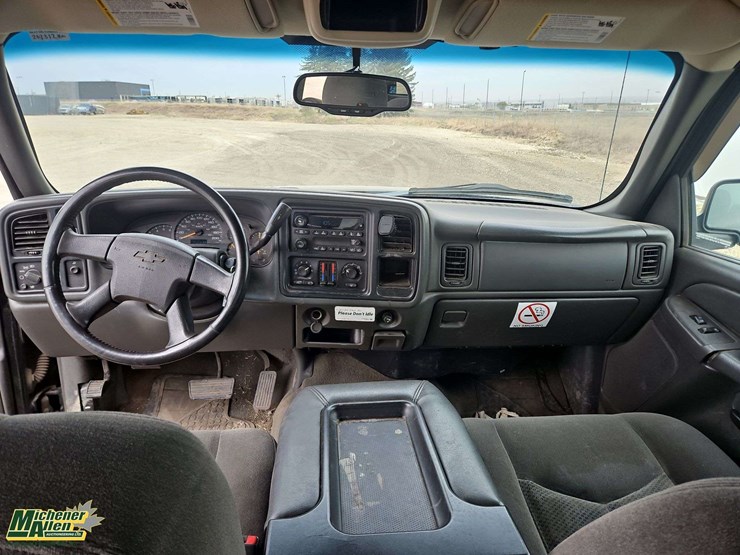 2005-chevrolet-silverado-1500-image-19