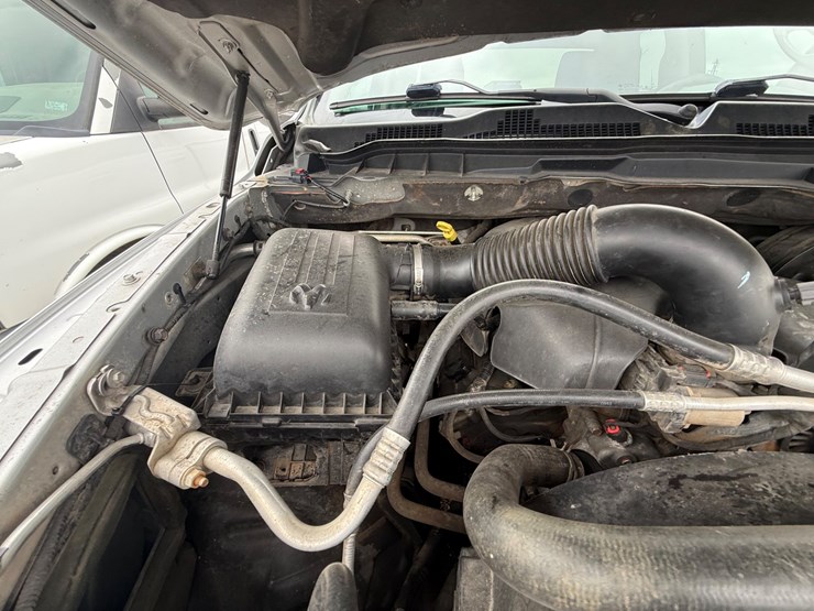 2013-dodge-ram-1500-image-32