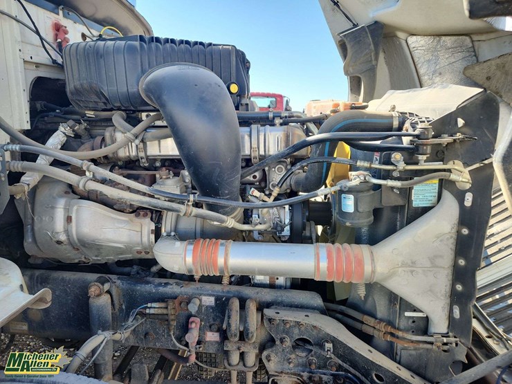 2021-western-star-5700xe-image-24